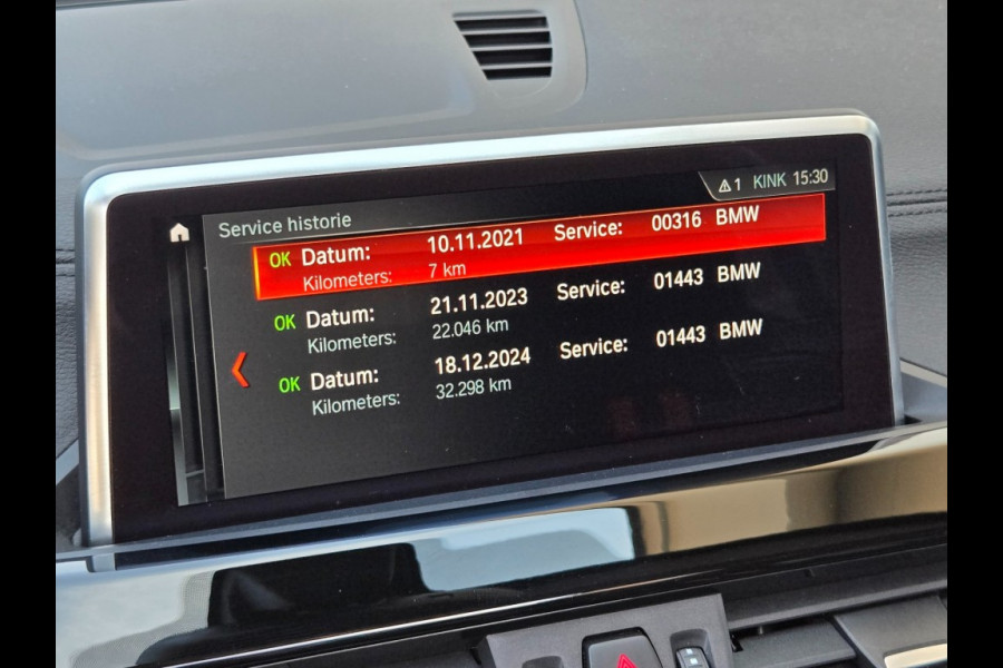 BMW X1 XDRIVE25E SPORTLINE I PANORAMA I SPORTSTOELEN I CAMERA I