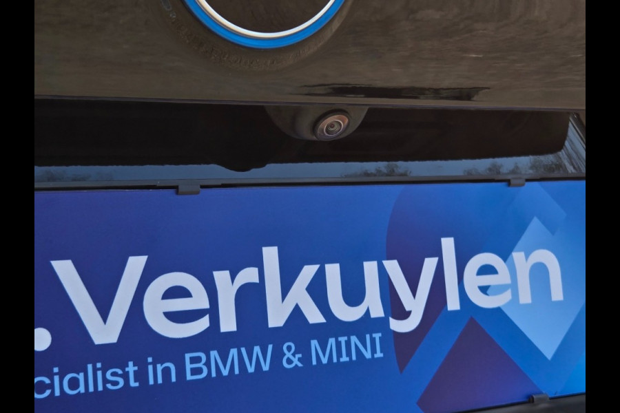 BMW X1 XDRIVE25E SPORTLINE I PANORAMA I SPORTSTOELEN I CAMERA I
