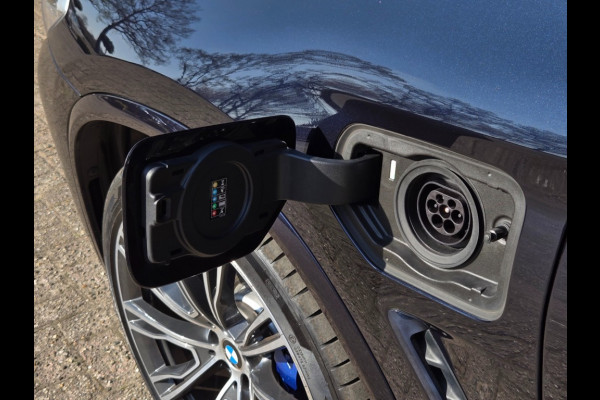 BMW X3 XDRIVE30E M SPORT I PANORAMA I LEDER I KEYLESS ENTRY I