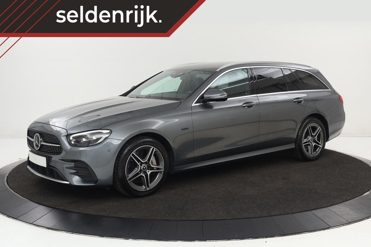 Mercedes-Benz E-Klasse 300e AMG | Trekhaak | Stoelverwarming | Camera | Sfeerverlichting | Leder/Alcantara | Widescreen | Full LED | Navigatie Mercedes-Benz E-Klasse 300e AMG | Trekhaak | Stoelverwarming | Camera | Sfeerverlichting | Leder/Alcantara | Widescreen | Full LED | Navigatie