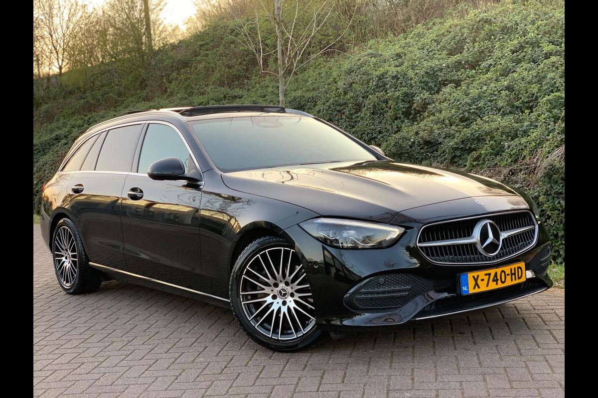 Mercedes-Benz C-Klasse Estate 180 AMG Line AUT|PANO|LUXE ! Mercedes-Benz C-Klasse Estate 180 AMG Line AUT|PANO|LUXE !