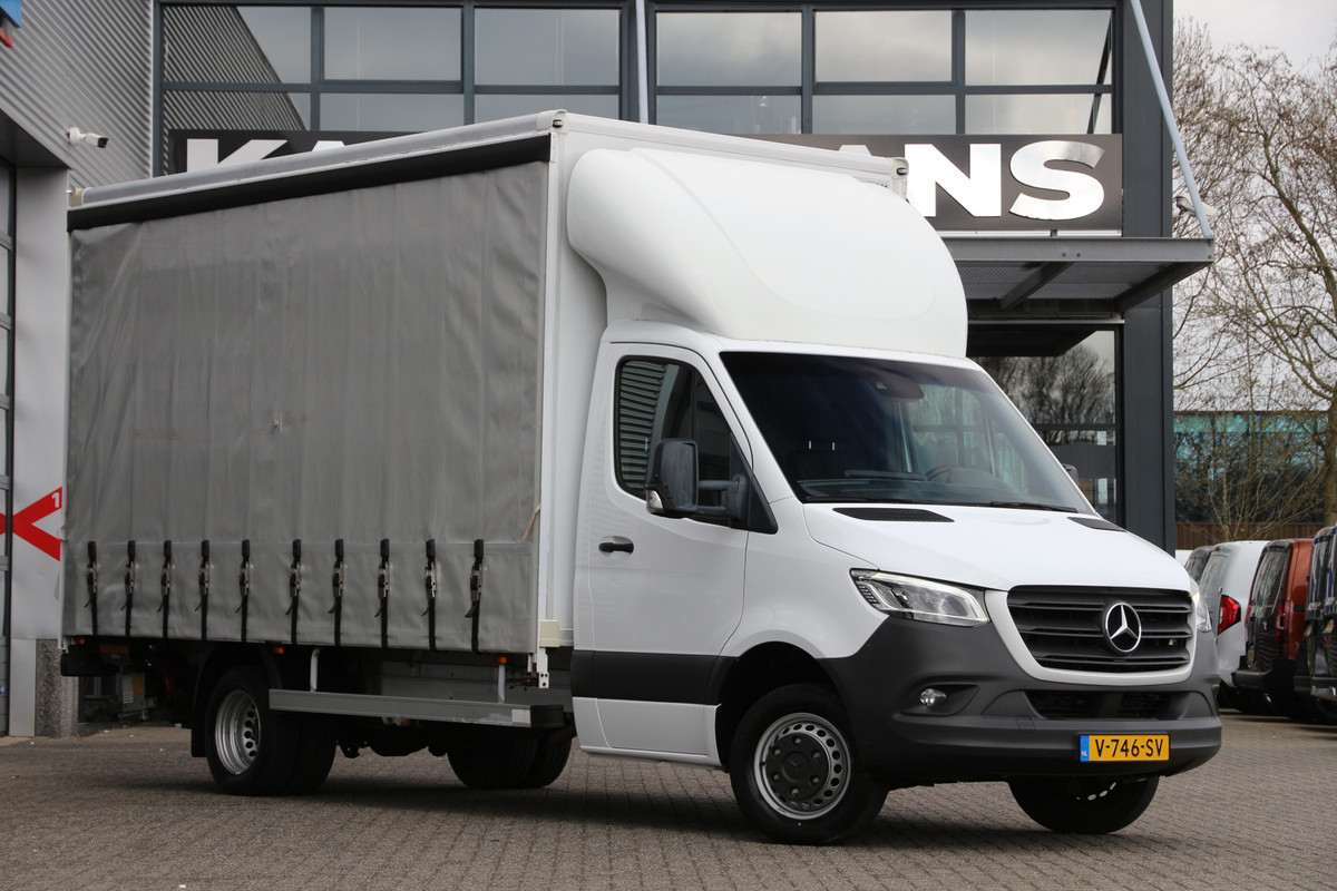 Mercedes-Benz Sprinter 516 CDI | Aut. | Zeilenwagen | 440x213x232 | Laadklep | Clima.. Mercedes-Benz Sprinter 516 CDI | Aut. | Zeilenwagen | 440x213x232 | Laadklep | Clima..