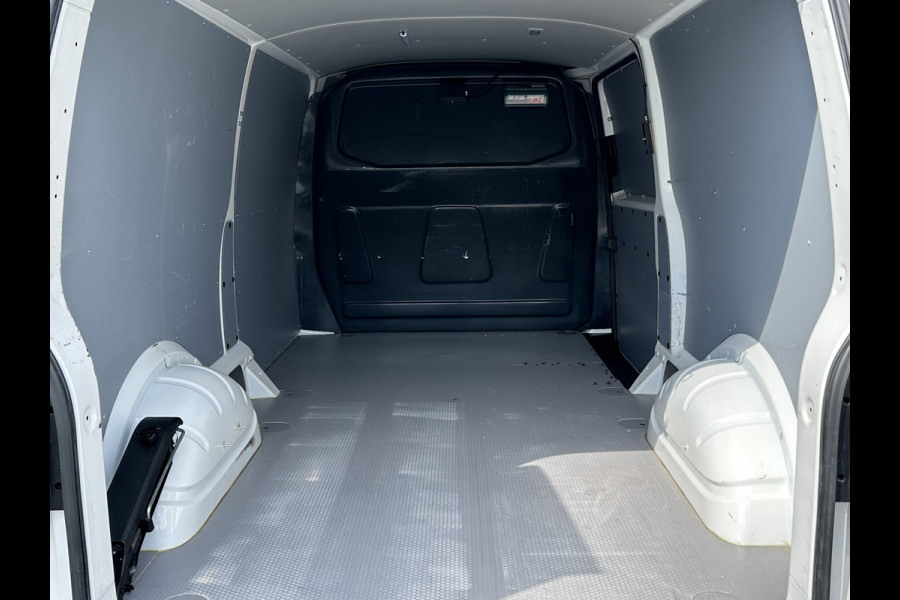 Volkswagen Transporter 2.0 TDI HIGHLINE+ / L2H1 / TREKHAAK / NAVI / CRUISE / AIRCO / PDC / APPLE CARPLAY / ANDROID