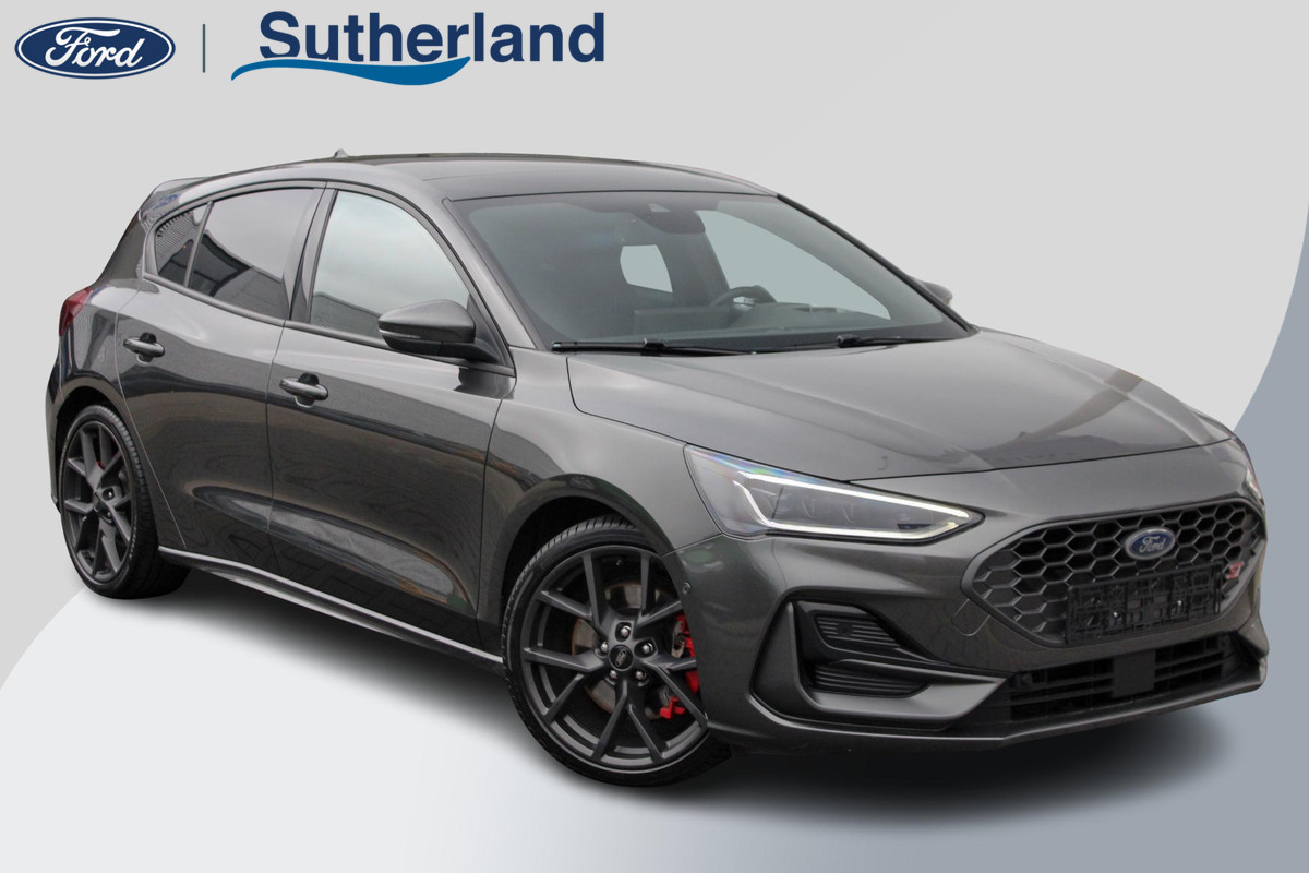 Ford Focus 2.3 Ecoboost 280pk ST-3 | Sper Differentieel | Panoramadak | Adaptive cruise control |Winter Pack | Trekhaak Afneembaar