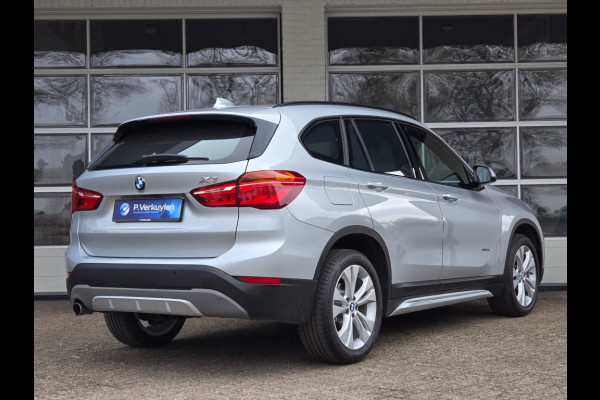 BMW X1 SDRIVE18I SPORTLINE I SPORTSTOELEN I CAMERA I 18 INCH I