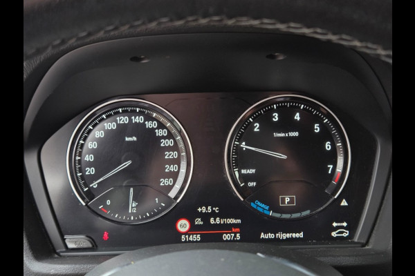 BMW X1 XDRIVE25E I PANORAMA I SPORTSTOELEN I KEYLESS I NAVIGATIE I