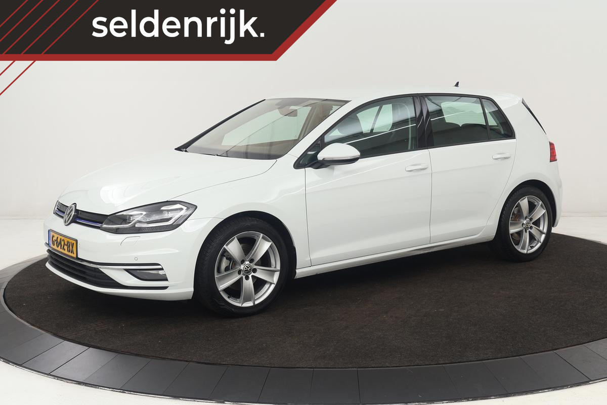 Volkswagen Golf 1.5 TSI Comfortline | 28.600km NAP | Stoelverwarming | Full LED | Navigatie | Adaptive cruise | PDC | Climate control Volkswagen Golf 1.5 TSI Comfortline | 28.600km NAP | Stoelverwarming | Full LED | Navigatie | Adaptive cruise | PDC | Climate control