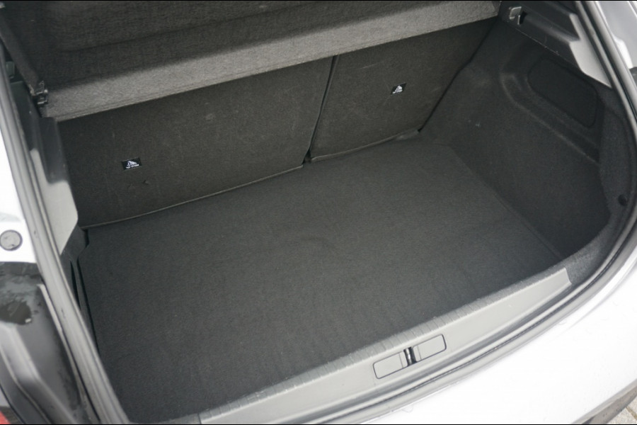 Peugeot 208 75PK Active | AIRCO | CRUISE | CARPLAY | FULL-LED | NETTE AUTO!