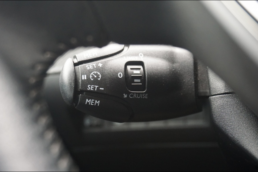 Peugeot 208 75PK Active | AIRCO | CRUISE | CARPLAY | FULL-LED | NETTE AUTO!