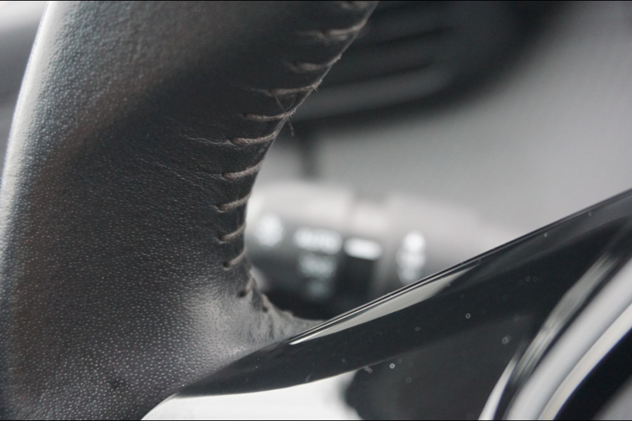 Peugeot 208 75PK Active | AIRCO | CRUISE | CARPLAY | FULL-LED | NETTE AUTO!