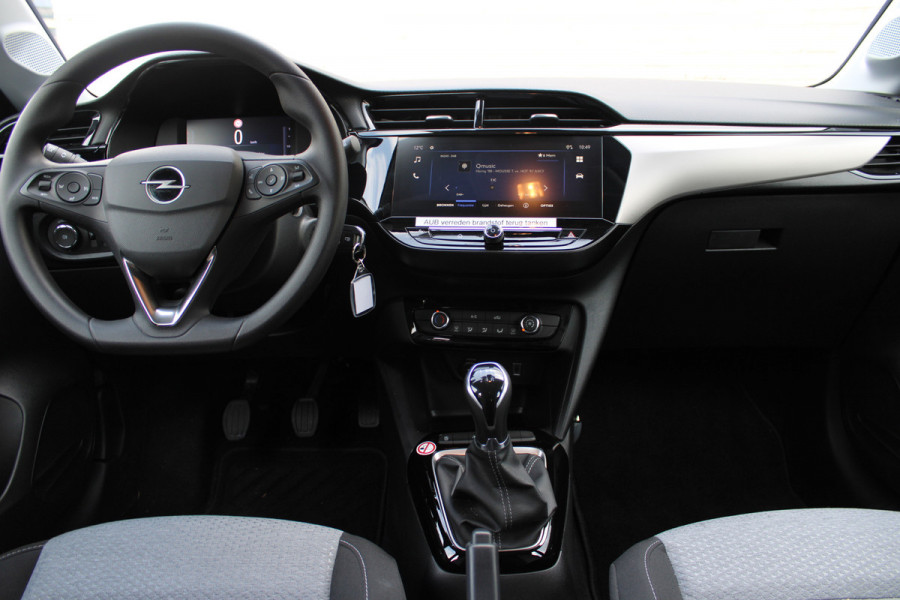 Opel Corsa 1.2 | Camera | Cruise control | BLIS