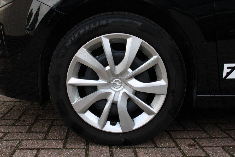 Opel Corsa 1.2 | Camera | Cruise control | BLIS