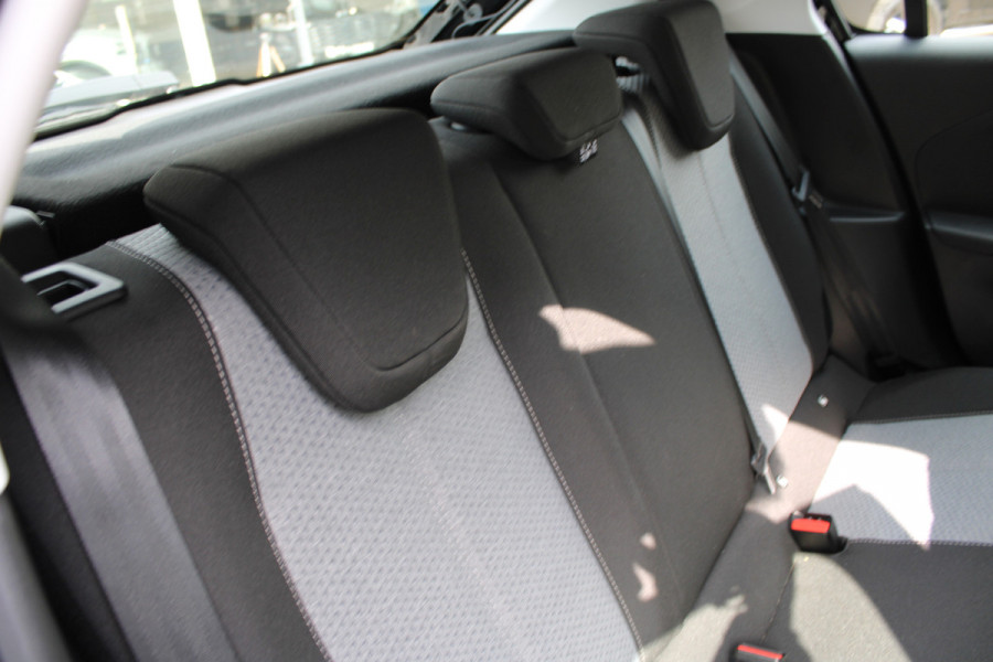 Opel Corsa 1.2 | Camera | Cruise control | BLIS