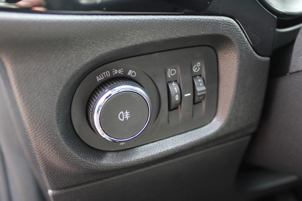 Opel Corsa 1.2 | Camera | Cruise control | BLIS