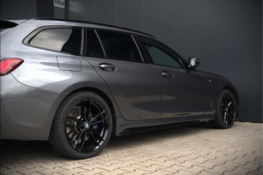 BMW 3 Serie Touring 330e xDrive High Executive M Sport | M Performance | Panoramadak | Harman Kardon | 360° Camera | Assisted Driving | Head Up Display | Stoelverwarming | Stuurverwarming | Apple Carplay | Navigatie | Adaptive Cruise Control | Am
