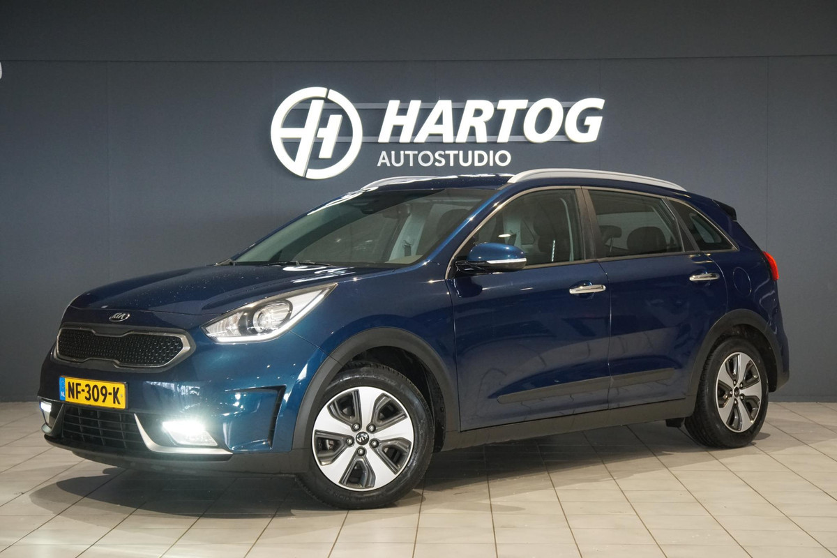 Kia Niro 1.6 GDi Hybrid First Edition + TREKHAAK / CARPLAY / CAMERA Kia Niro 1.6 GDi Hybrid First Edition + TREKHAAK / CARPLAY / CAMERA