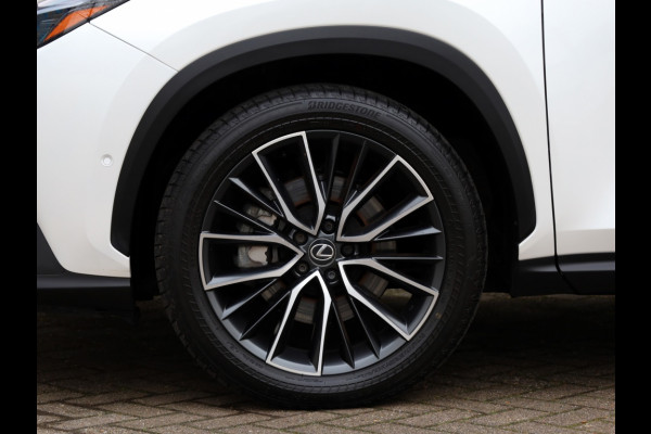 Lexus NX 450h+ AWD Executive Line | President Pack | Park-Assist | 360 Ca
