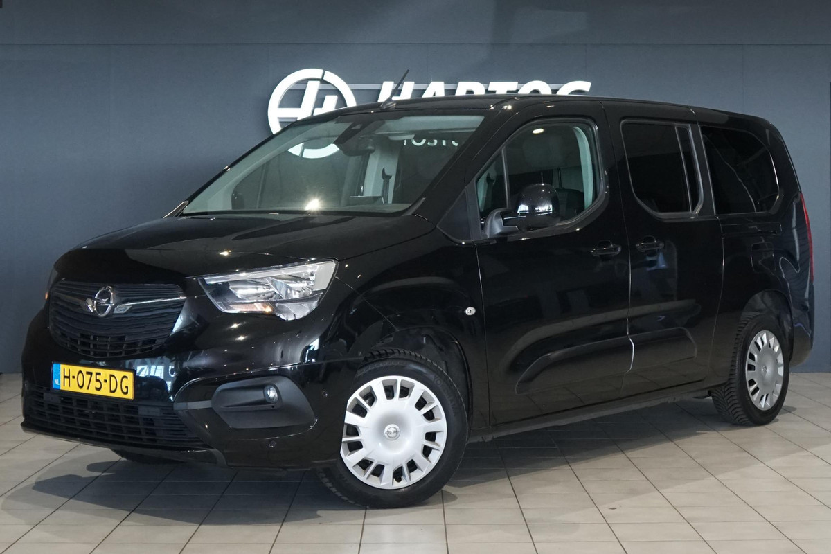 Opel Combo Tour 1.2 Turbo L2H1 Edition 7p. INCL. BTW + APPLE CARPLAY / TREKHAAK / CAMERA Opel Combo Tour 1.2 Turbo L2H1 Edition 7p. INCL. BTW + APPLE CARPLAY / TREKHAAK / CAMERA