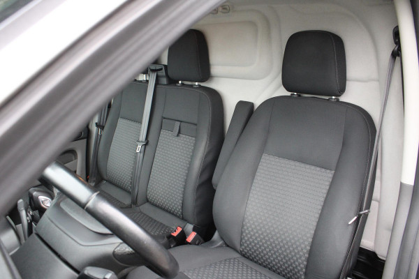 Ford Transit Custom 320 2.0 TDCI L2H1 Trend | Automaat | Voorruitverwarming | Trekhaak | Sidebars | Lichtmetalen Velgen |