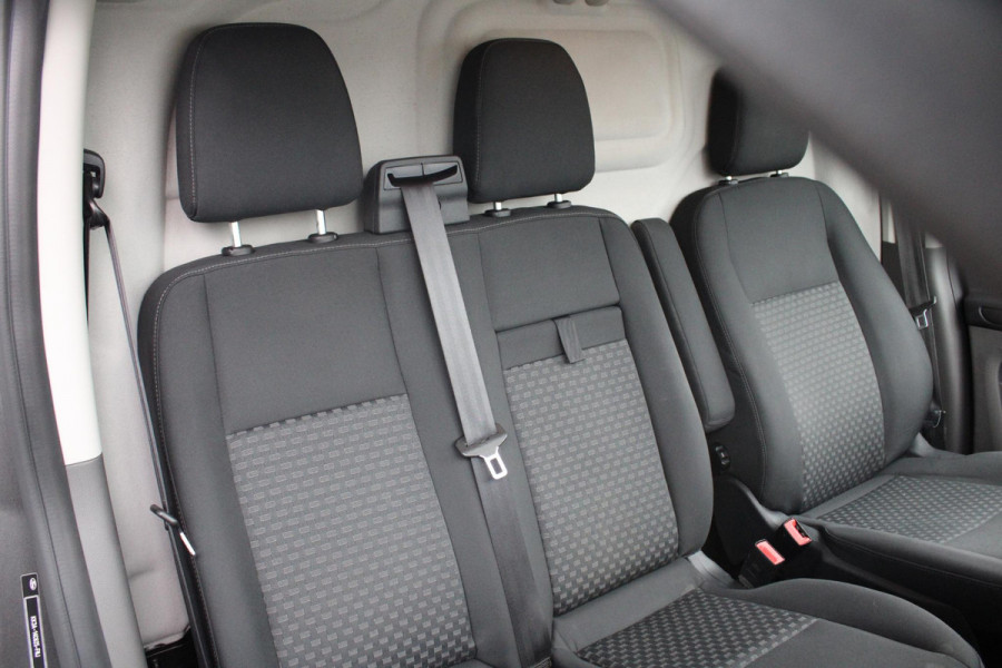 Ford Transit Custom 320 2.0 TDCI L2H1 Trend | Automaat | Voorruitverwarming | Trekhaak | Sidebars | Lichtmetalen Velgen |