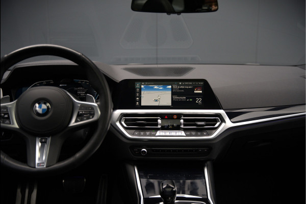 BMW 3 Serie Touring 330e xDrive High Executive M Sport | M Performance | Panoramadak | Harman Kardon | 360° Camera | Assisted Driving | Head Up Display | Stoelverwarming | Stuurverwarming | Apple Carplay | Navigatie | Adaptive Cruise Control | Am