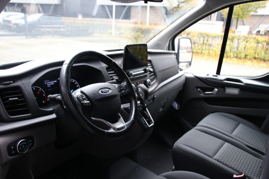 Ford Transit Custom 320 2.0 TDCI L2H1 Raptor Edition | Bi-Xenon | CarPlay | Navigatie | Camera | Stoelverwarming | Dodehoek detector | Lane Assist | DAB | Werkplaatsinrichting | 3-Zitter | Dealer onderhouden | Nieuwe APK