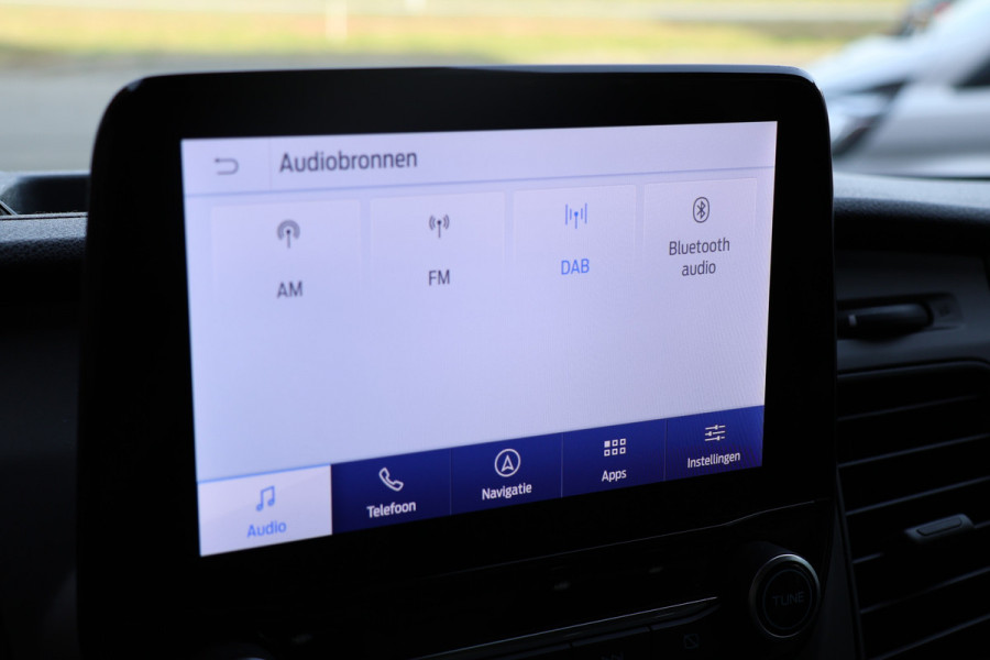Ford Transit Custom 320 2.0 TDCI L2H1 Raptor Edition | Bi-Xenon | CarPlay | Navigatie | Camera | Stoelverwarming | Dodehoek detector | Lane Assist | DAB | Werkplaatsinrichting | 3-Zitter | Dealer onderhouden | Nieuwe APK