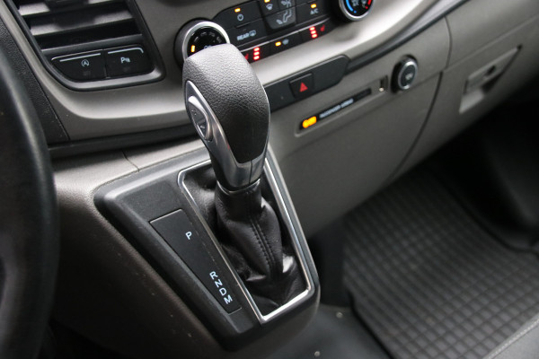 Ford Transit Custom 320 2.0 TDCI L2H1 Raptor Edition | Bi-Xenon | CarPlay | Navigatie | Camera | Stoelverwarming | Dodehoek detector | Lane Assist | DAB | Werkplaatsinrichting | 3-Zitter | Dealer onderhouden | Nieuwe APK