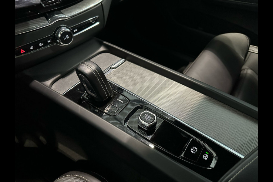 Volvo XC60 T6 Aut. LongRange R-Design Trekhaak Schuifdak ACC 405pk