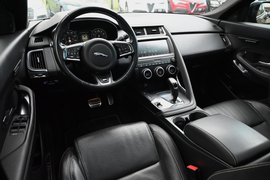 Jaguar E-Pace 2.0 P250 AWD R-Dynamic 250 PK Adaptive Pano 360 Camera Leder Trekhaak 20''