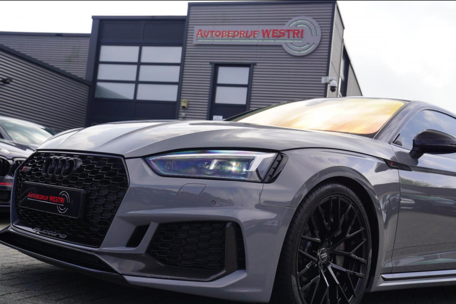 Audi RS5 Coupé 2.9 TFSI RS 5 Quattro | Keramische remmerij | Carbon binnen+buiten | Massage stoelen | HUD | Bang&Olufsen | Virtual