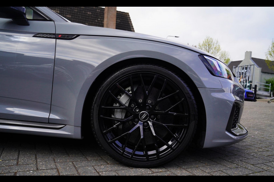 Audi RS5 Coupé 2.9 TFSI RS 5 Quattro | Keramische remmerij | Carbon binnen+buiten | Massage stoelen | HUD | Bang&Olufsen | Virtual