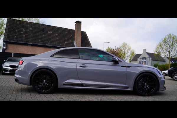 Audi RS5 Coupé 2.9 TFSI RS 5 Quattro | Keramische remmerij | Carbon binnen+buiten | Massage stoelen | HUD | Bang&Olufsen | Virtual