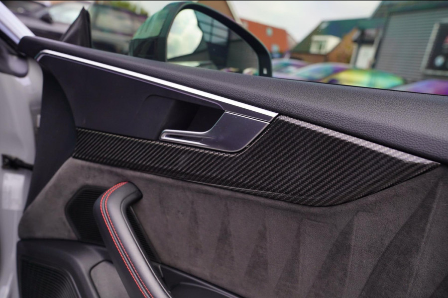 Audi RS5 Coupé 2.9 TFSI RS 5 Quattro | Keramische remmerij | Carbon binnen+buiten | Massage stoelen | HUD | Bang&Olufsen | Virtual