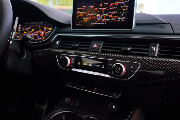 Audi RS5 Coupé 2.9 TFSI RS 5 Quattro | Keramische remmerij | Carbon binnen+buiten | Massage stoelen | HUD | Bang&Olufsen | Virtual