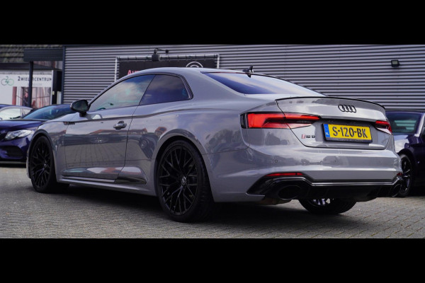 Audi RS5 Coupé 2.9 TFSI RS 5 Quattro | Keramische remmerij | Carbon binnen+buiten | Massage stoelen | HUD | Bang&Olufsen | Virtual