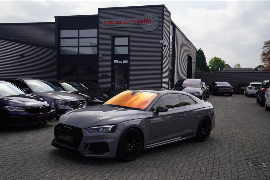 Audi RS5 Coupé 2.9 TFSI RS 5 Quattro | Keramische remmerij | Carbon binnen+buiten | Massage stoelen | HUD | Bang&Olufsen | Virtual
