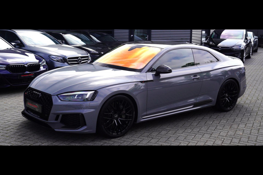 Audi RS5 Coupé 2.9 TFSI RS 5 Quattro | Keramische remmerij | Carbon binnen+buiten | Massage stoelen | HUD | Bang&Olufsen | Virtual