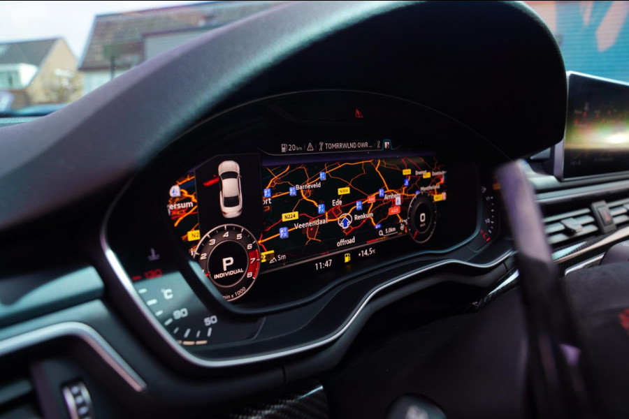 Audi RS5 Coupé 2.9 TFSI RS 5 Quattro | Keramische remmerij | Carbon binnen+buiten | Massage stoelen | HUD | Bang&Olufsen | Virtual