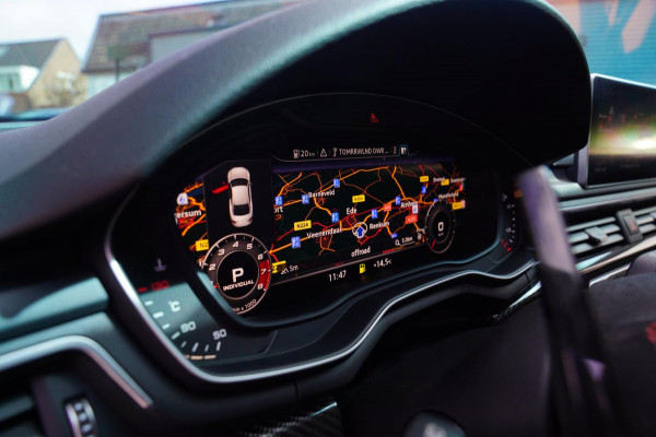 Audi RS5 Coupé 2.9 TFSI RS 5 Quattro | Keramische remmerij | Carbon binnen+buiten | Massage stoelen | HUD | Bang&Olufsen | Virtual