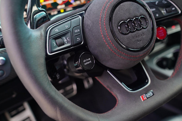 Audi RS5 Coupé 2.9 TFSI RS 5 Quattro | Keramische remmerij | Carbon binnen+buiten | Massage stoelen | HUD | Bang&Olufsen | Virtual