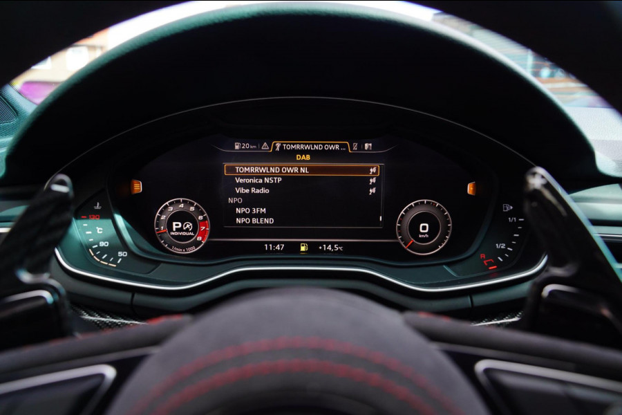 Audi RS5 Coupé 2.9 TFSI RS 5 Quattro | Keramische remmerij | Carbon binnen+buiten | Massage stoelen | HUD | Bang&Olufsen | Virtual