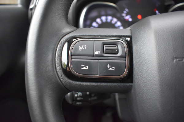 Citroën C3 Aircross 1.2 PureTech Shine / Carplay / Half Leder / DAB / Cruise / LED