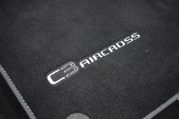 Citroën C3 Aircross 1.2 PureTech Shine / Carplay / Half Leder / DAB / Cruise / LED