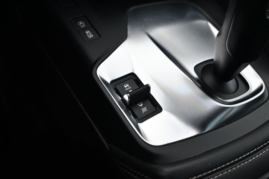 Jaguar E-Pace 2.0 P250 AWD R-Dynamic 250 PK Adaptive Pano 360 Camera Leder Trekhaak 20''