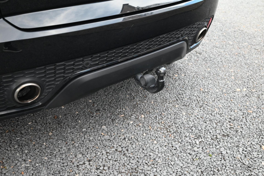 Jaguar E-Pace 2.0 P250 AWD R-Dynamic 250 PK Adaptive Pano 360 Camera Leder Trekhaak 20''