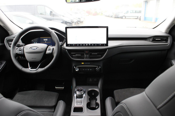 Ford Kuga 2.5 PHEV Active X | Panoramadak | Technology Pack | Winter Pack | Wegklapbare trekhaak | 19 inch lichtmetalen velgen | Reservewiel | Prijs incl. 4.000 Ford voordeel