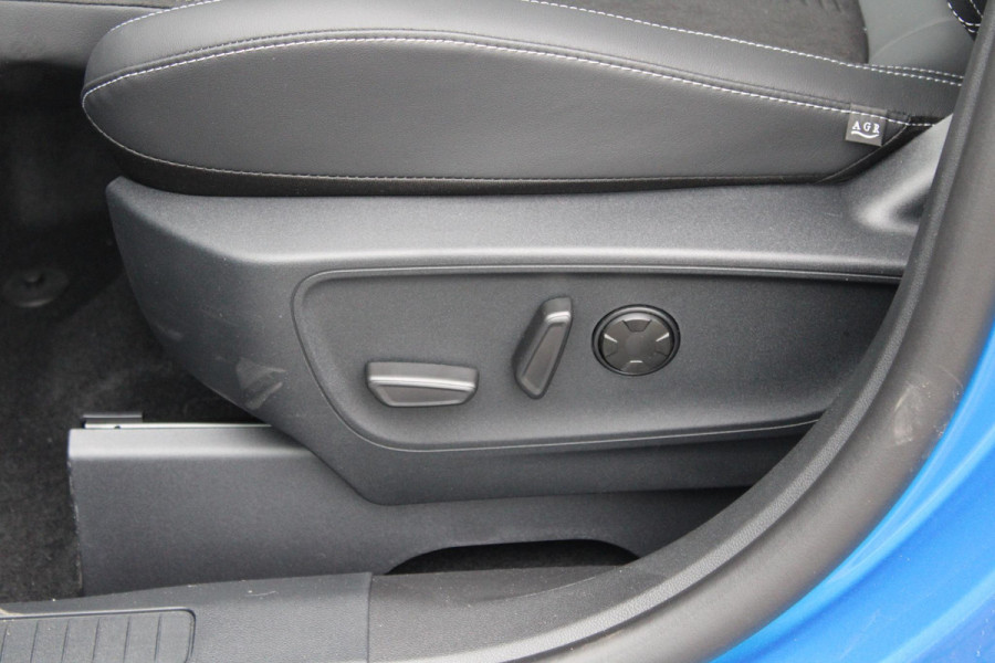 Ford Kuga 2.5 PHEV Active X | Panoramadak | Technology Pack | Winter Pack | Wegklapbare trekhaak | 19 inch lichtmetalen velgen | Reservewiel | Prijs incl. 4.000 Ford voordeel