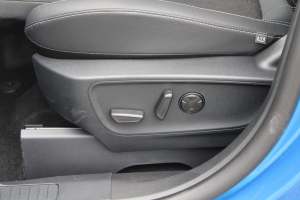Ford Kuga 2.5 PHEV Active X | Panoramadak | Technology Pack | Winter Pack | Wegklapbare trekhaak | 19 inch lichtmetalen velgen | Reservewiel | Prijs incl. 4.000 Ford voordeel