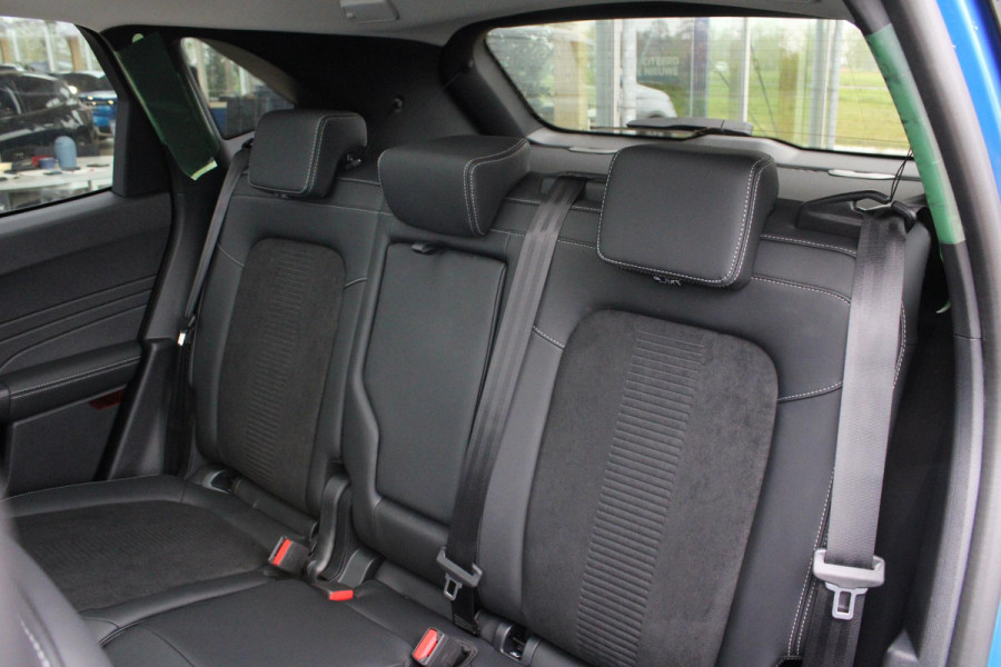 Ford Kuga 2.5 PHEV Active X | Panoramadak | Technology Pack | Winter Pack | Wegklapbare trekhaak | 19 inch lichtmetalen velgen | Reservewiel | Prijs incl. 4.000 Ford voordeel